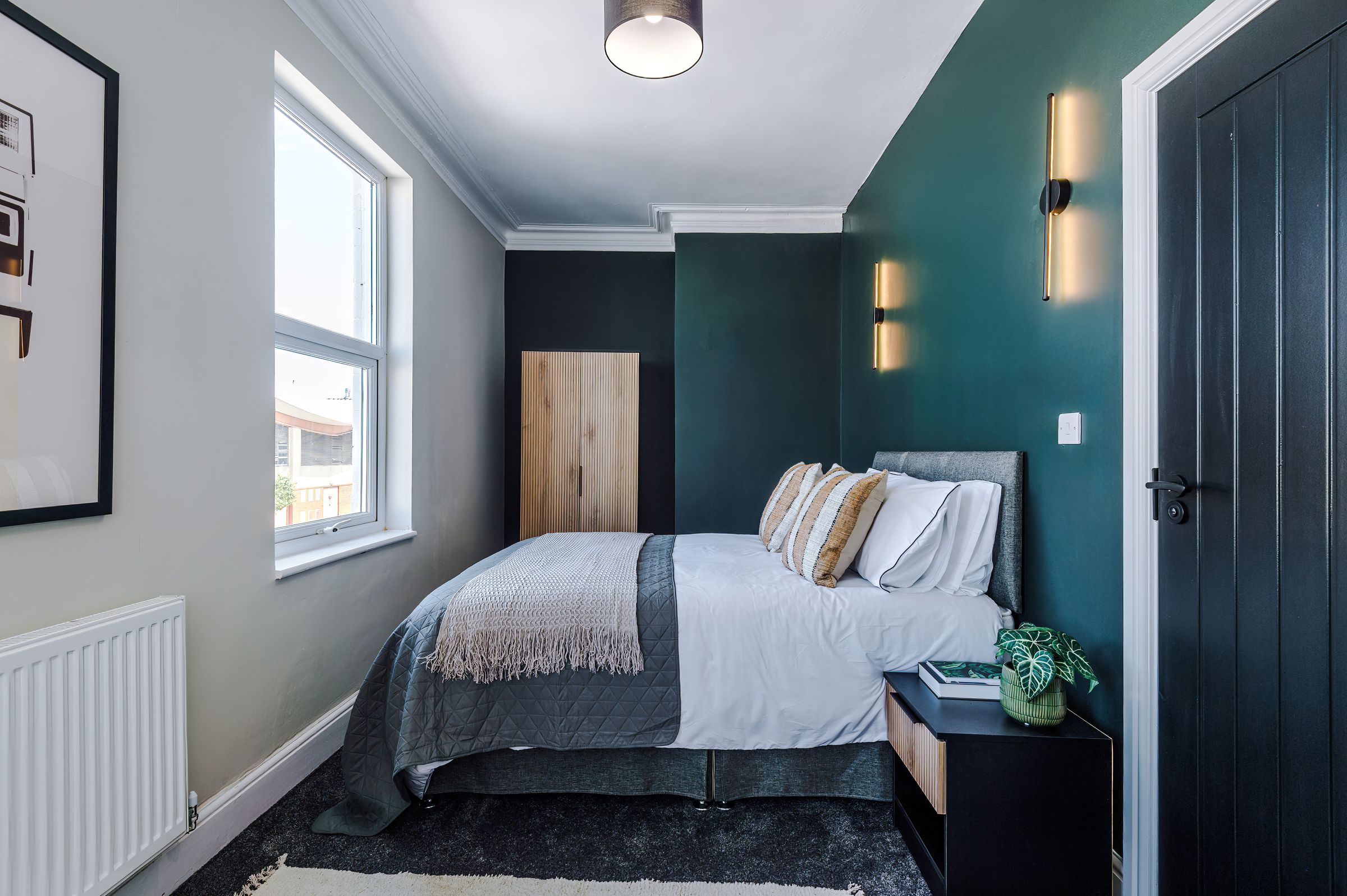 Double room with large window
